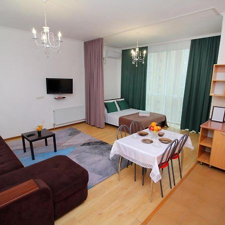 Уютные И Комфортные Квартиры В Жк Манхэттен Apartment Almaty Ngoại thất bức ảnh